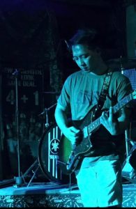 Jodan guitar instructor